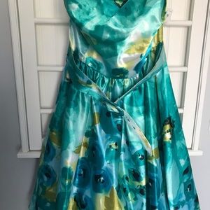 BRAND NEW CHARLOTTE RUSSE DRESS